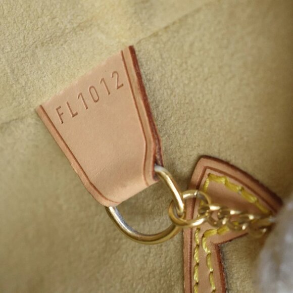 LOUIS VUITTON BUCKET PM Marais Ventiem Shoulder Bag Nomad BN M99070 85KB198 - Picture 14 of 14